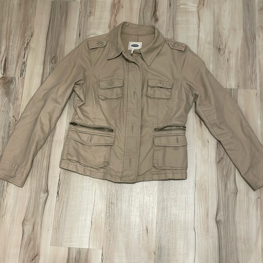 Size L overcoat, beige